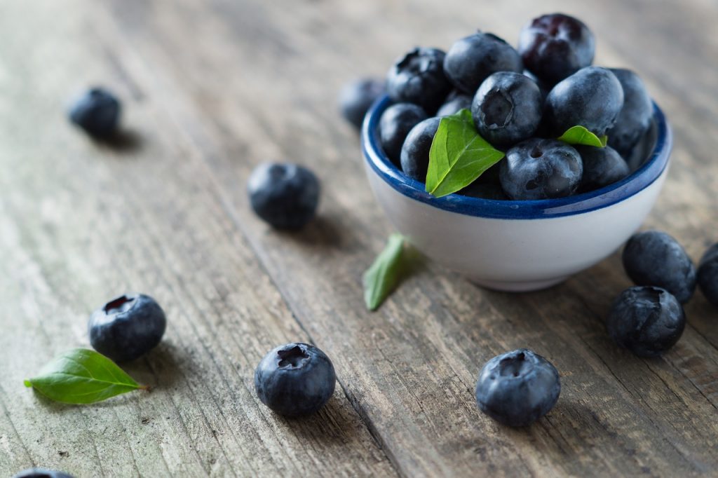 Blueberries to fuel your body so you can feel and look your best