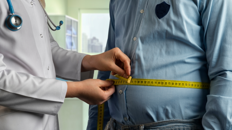 Read more about the article Being Overweight & Your Risks With COVID-19